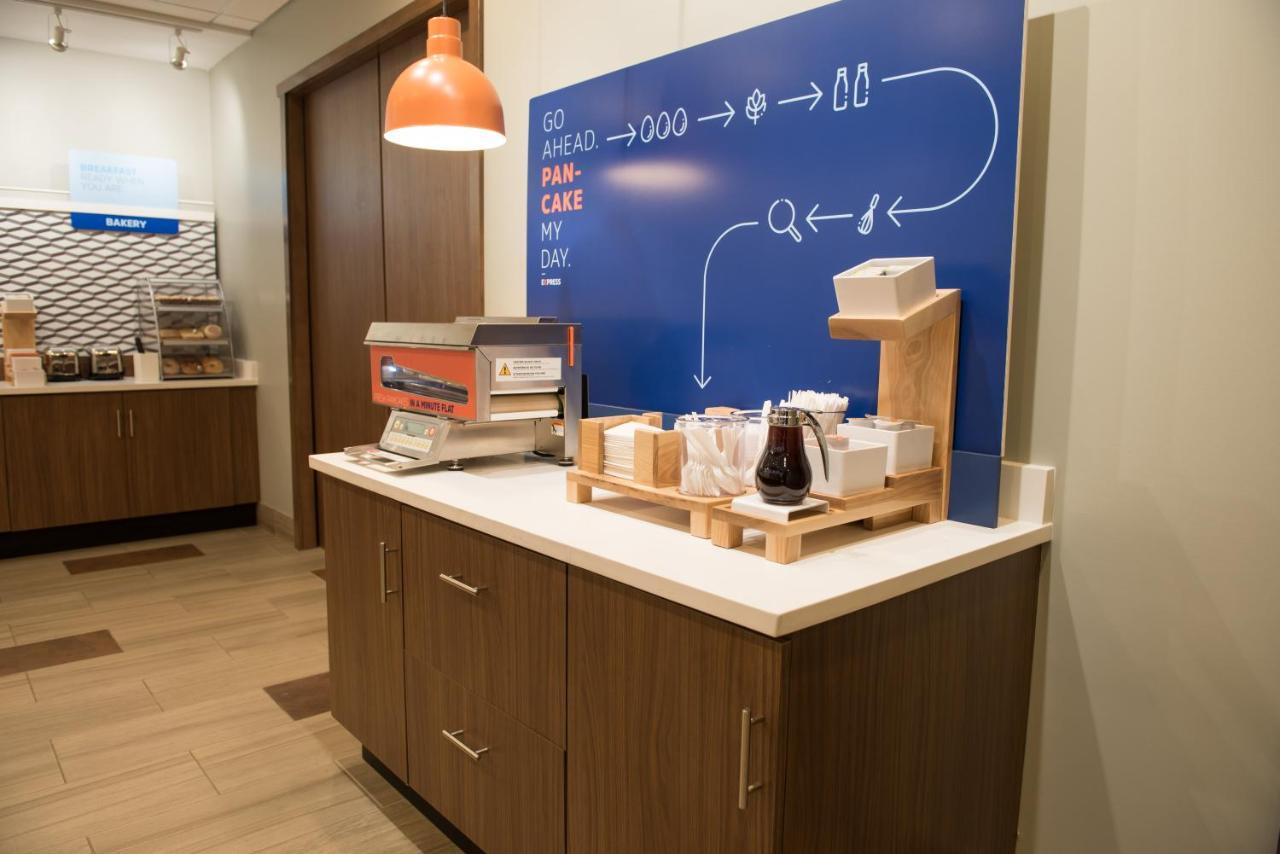 Holiday Inn Express & Suites - Louisville N - Jeffersonville By Ihg Bagian luar foto